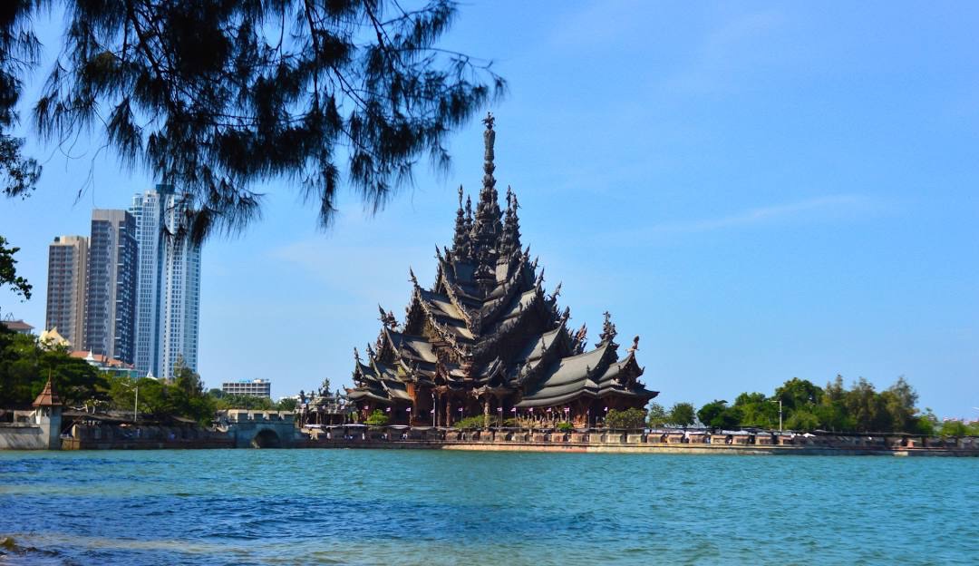 Sanctuary of Truth temple on the Pattaya shoreline